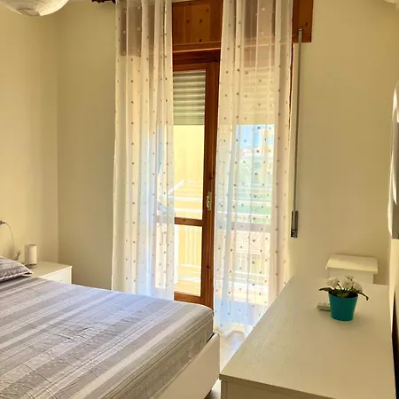 Casa A Due Passi Dal Mare Лоано